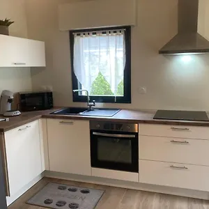 Petite Maison Ensoleillee A 10 Minutes Du Port De Hébergement de vacances