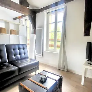 Studio De Caractere Du Centre Historique De Appartement